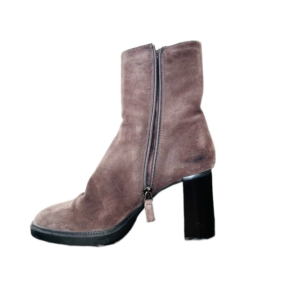 Aquatalia Suede High Heel booties, Ines Style, Size 10 - Picture 5 of 7